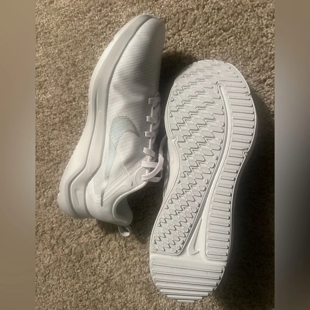 Nike White Mesh Sneakers